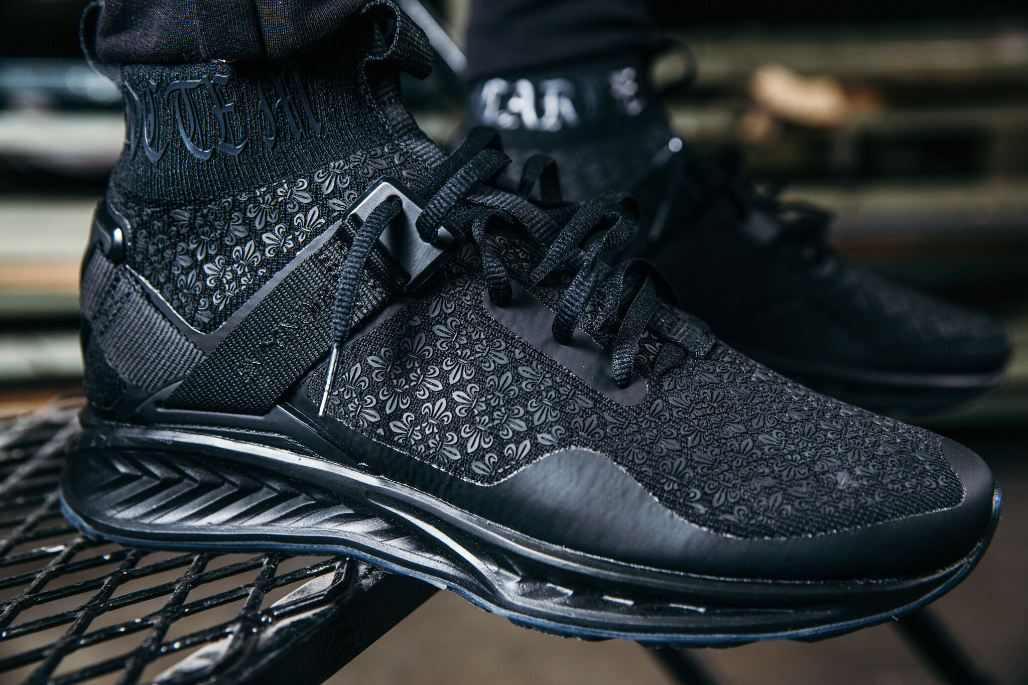 Seize the night with the PUMA X EN NOIR COLLECTION