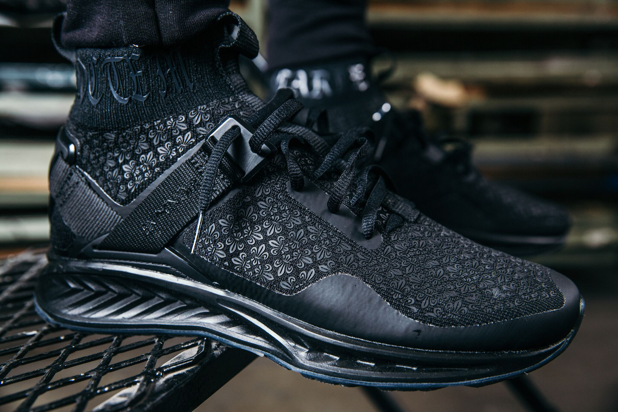 Seize the night with the PUMA X EN NOIR COLLECTION