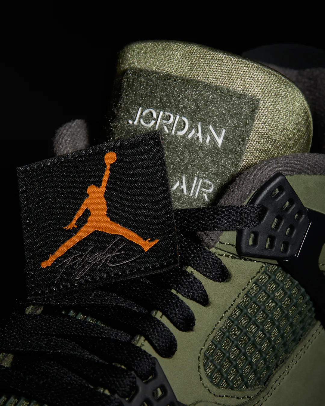 This is the BEST UNDEFEATED 4 Custom We've Ever Seen