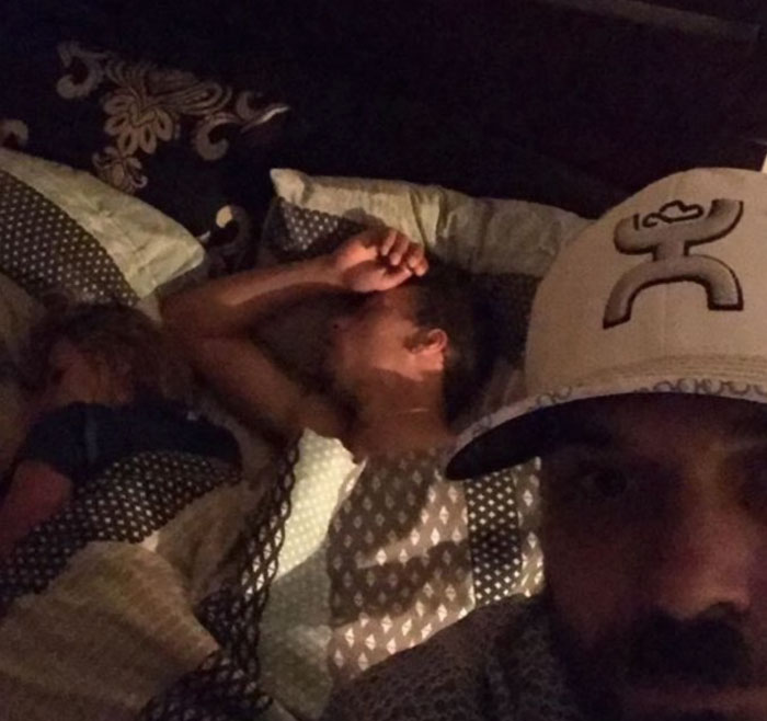 Man Takes Selfie with His Drunk Girlfriend in Bed with Another Man